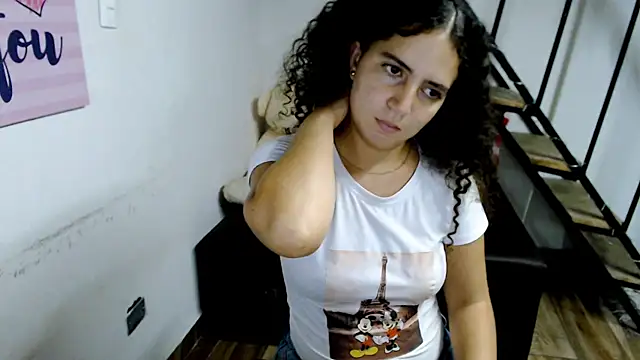 Snapshot of samantha_baby_ chatting on 12.20.24 samantha baby online show from 12.20.24