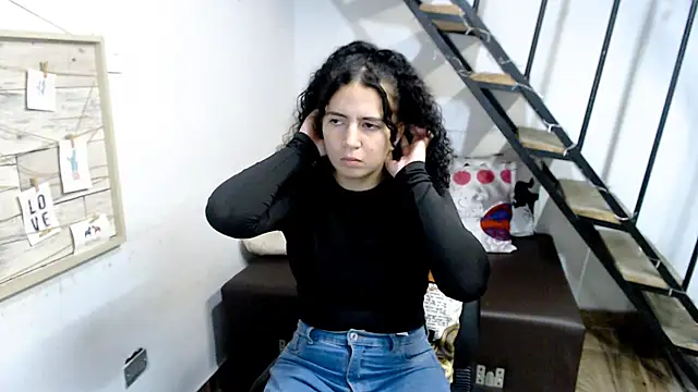 Snapshot of samantha_baby_ chatting on 02.15.25 samantha baby online show from 02.15.25