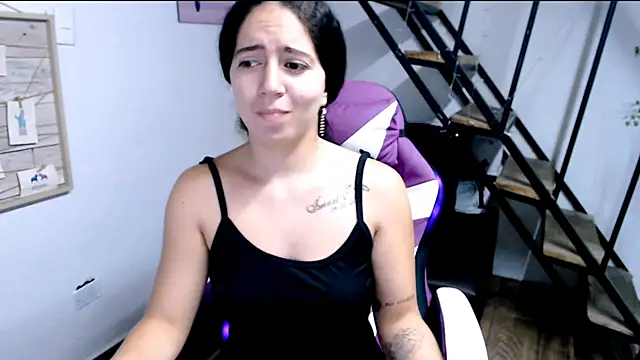 Snapshot of samantha_baby_ chatting on 09.27.25 samantha baby online show from 09.27.25