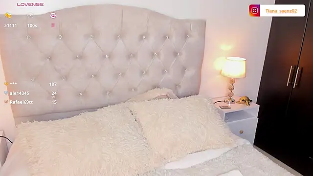Snapshot of Tiana_saenz chatting on 03.07.25 Tiana saenz online show from 03.07.25