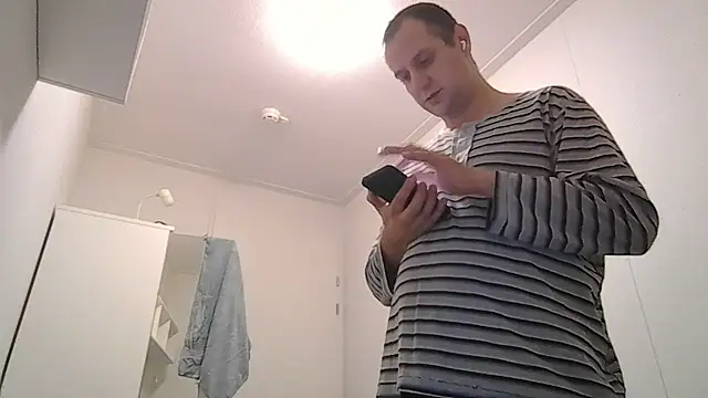 Snapshot of popperspair chatting on 09.22.25 popperspair online show from 09.22.25