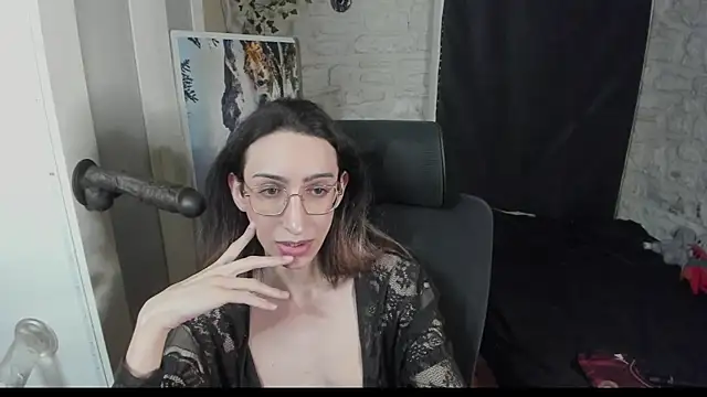 Snapshot of Mayala__ chatting on 03.09.25 Mayala   online show from 03.09.25