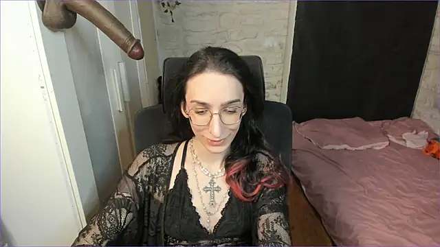 Snapshot of Mayala__ chatting on 10.02.25 Mayala   online show from 10.02.25