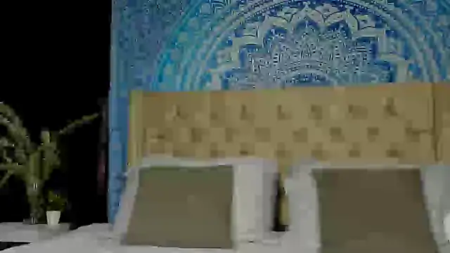 Snapshot of KeryHillson chatting on 12.19.24 KeryHillson online show from 12.19.24