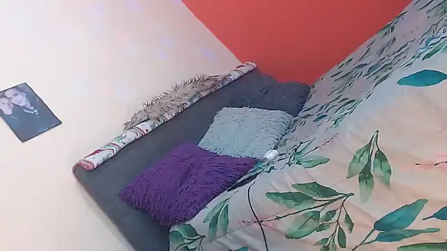 Snapshot of Babylolatop chatting on 02.07.25 Babylolatop online show from 02.07.25