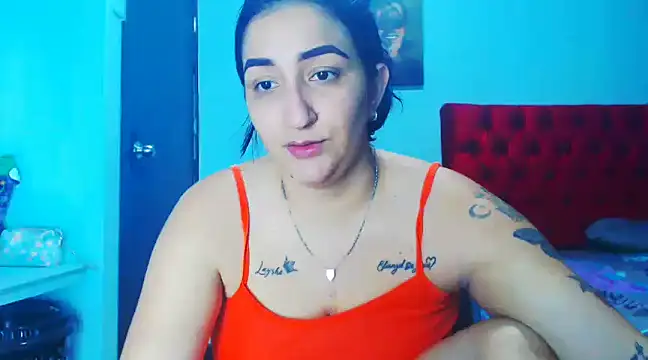 Snapshot of liz_dirty chatting on 12.03.24 liz dirty online show from 12.03.24