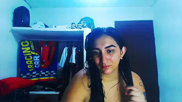 Snapshot of liz_dirty chatting on 03.14.25 liz dirty online show from 03.14.25