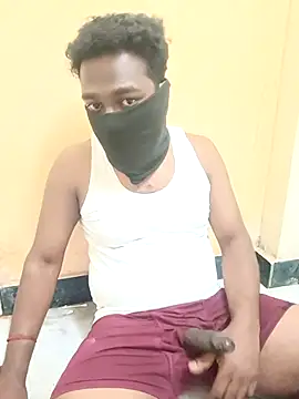 Snapshot of Tamil_paiyan012 chatting on 02.11.25 Tamil paiyan012 online show from 02.11.25