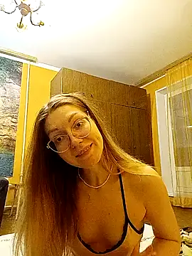 Snapshot of _Sweet_Love_ chatting on 12.19.24 Sweet Love online show from 12.19.24