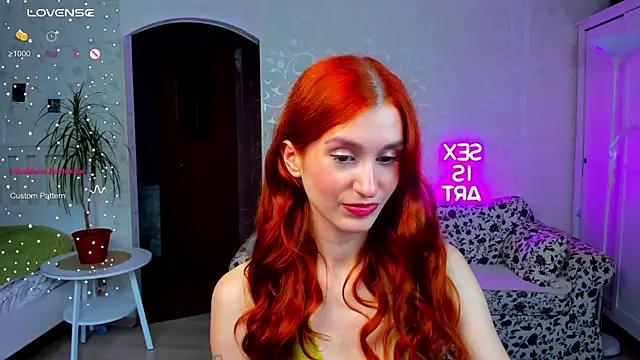 Snapshot of Sally_Biscuit chatting on 09.13.25 Sally Biscuit online show from 09.13.25