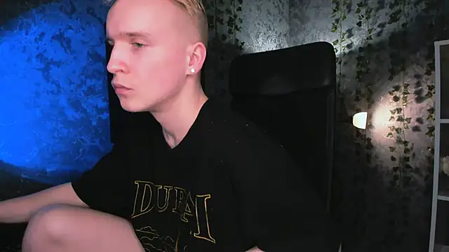 Snapshot of AlexxSweet chatting on 02.03.25 AlexxSweet online show from 02.03.25