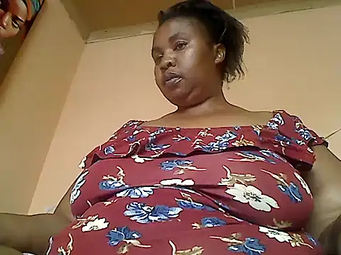 Snapshot of ZOQULUx chatting on 12.17.24 ZOQULUx online show from 12.17.24