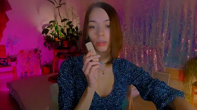 Snapshot of poli__ chatting on 02.07.25 poli   online show from 02.07.25