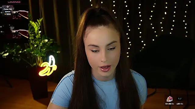 Snapshot of Elice_Dream chatting on 01.27.25 Elice Dream online show from 01.27.25