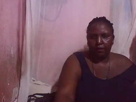 Snapshot of big_clits chatting on 09.14.25 big clits online show from 09.14.25