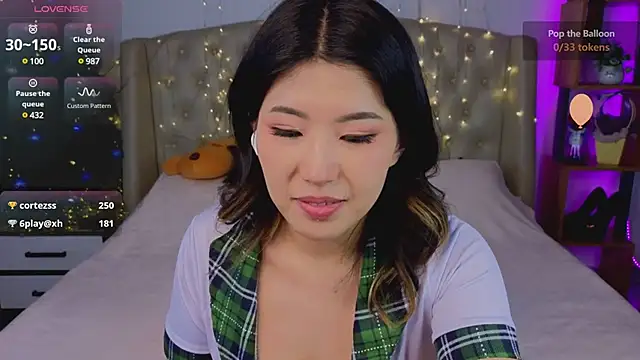 Snapshot of Wendy__Hills chatting on 12.27.24 Wendy Hills online show from 12.27.24