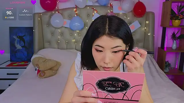 Wendy  Hills online show from 02.06.25