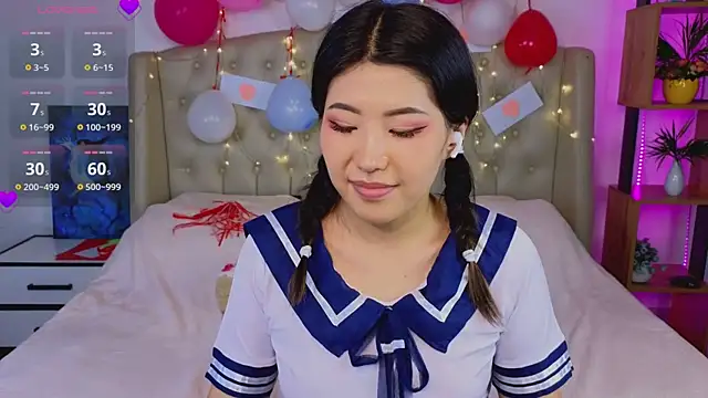 Snapshot of Wendy__Hills chatting on 02.12.25 Wendy Hills online show from 02.12.25