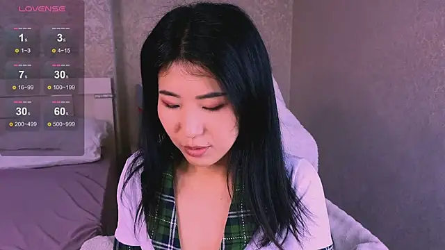 Snapshot of Wendy__Hills chatting on 10.09.25 Wendy Hills online show from 10.09.25