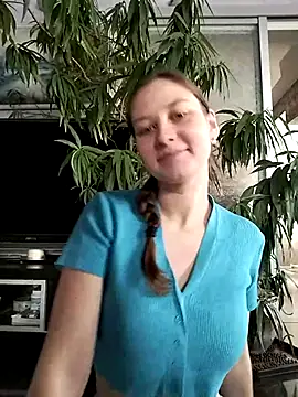 Snapshot of MollyBrams chatting on 09.13.25 MollyBrams online show from 09.13.25