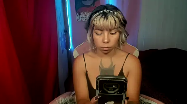 Snapshot of Diosagata chatting on 02.06.25 Diosagata online show from 02.06.25