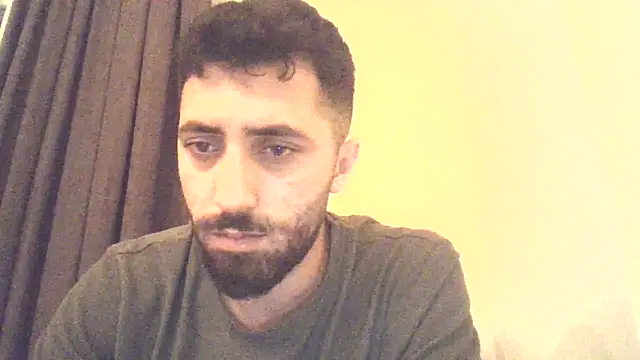 Snapshot of Rakiyy34 chatting on 11.04.25 Rakiyy34 online show from 11.04.25