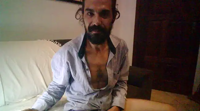 Snapshot of CrisSexShy chatting on 03.17.25 CrisSexShy online show from 03.17.25