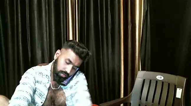 Snapshot of indian2 chatting on 12.21.24 indian2 online show from 12.21.24