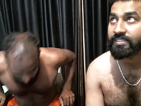 Snapshot of indian2 chatting on 01.10.25 indian2 online show from 01.10.25