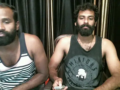 Snapshot of indian2 chatting on 02.23.25 indian2 online show from 02.23.25