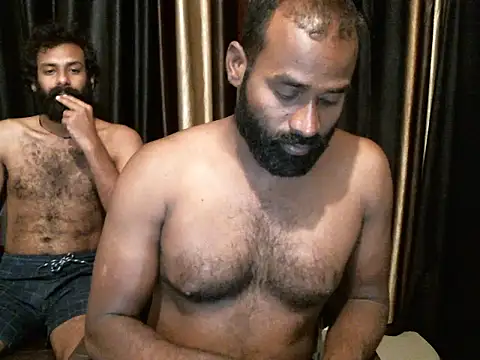 Snapshot of indian2 chatting on 03.18.25 indian2 online show from 03.18.25