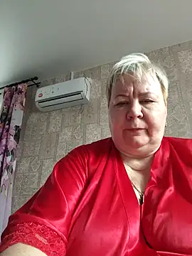 Snapshot of EffectFiona chatting on 03.14.25 EffectFiona online show from 03.14.25