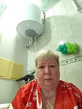 EffectFiona online show from 10.30.25