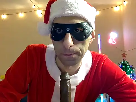 Snapshot of HandsomeAlfie chatting on 12.17.24 HandsomeAlfie online show from 12.17.24