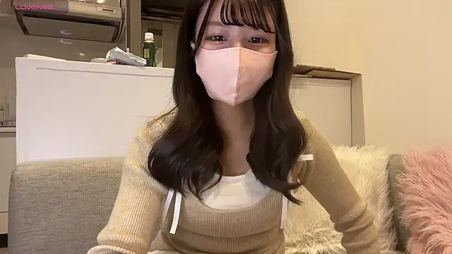 Snapshot of Ray-00 chatting on 01.11.25 Ray-00 online show from 01.11.25