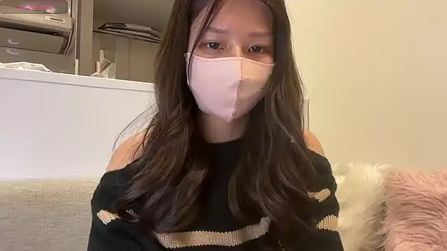 Snapshot of Ray-00 chatting on 01.14.25 Ray-00 online show from 01.14.25