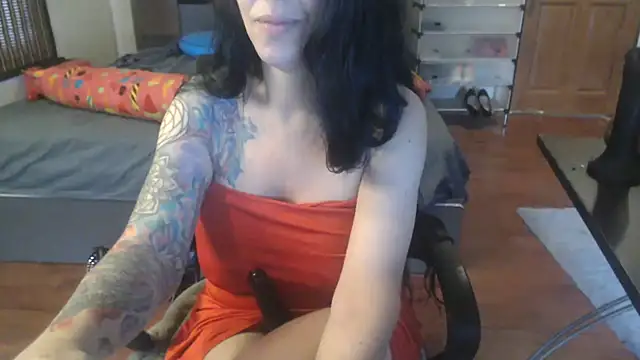 Snapshot of VenusX chatting on 09.28.25 VenusX online show from 09.28.25