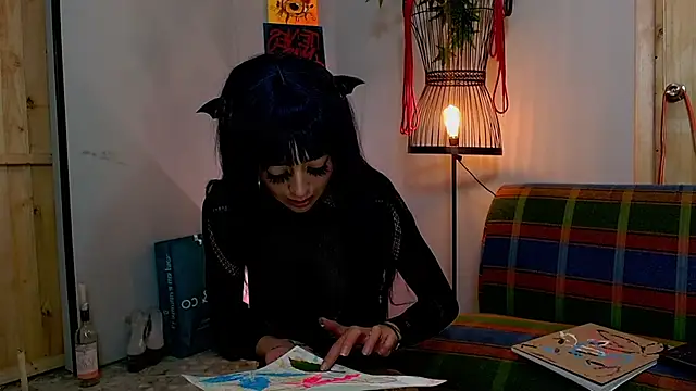 Snapshot of VickyJackson_ chatting on 12.09.24 VickyJackson online show from 12.09.24