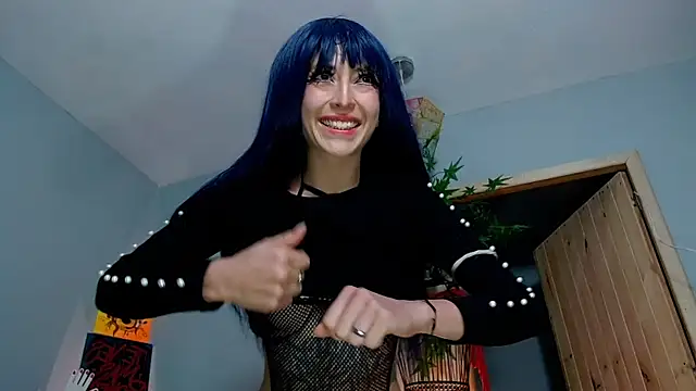 Snapshot of VickyJackson_ chatting on 12.11.24 VickyJackson online show from 12.11.24