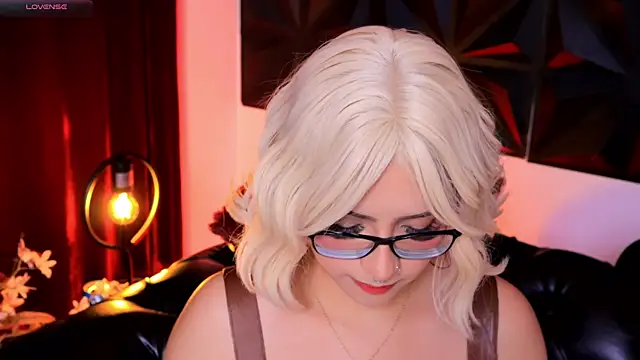 Misselektra   online show from 12.29.24