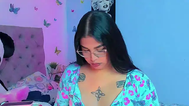 mabellfox online show from 12.13.24