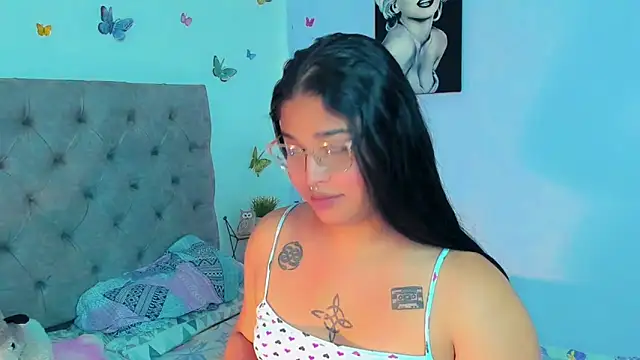 mabellfox online show from 12.27.24