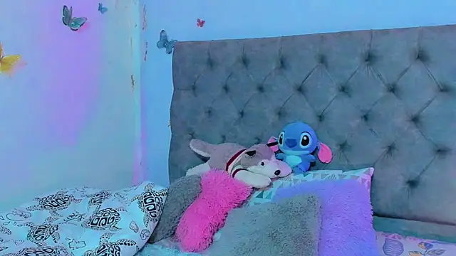 mabellfox online show from 03.22.25