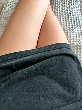 Donna Evans online show from 10.20.25