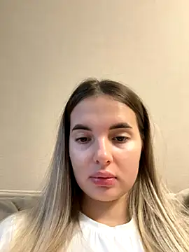 Donna Evans online show from 11.04.25