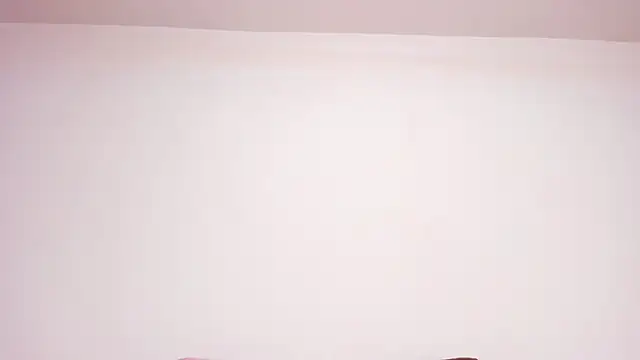 Snapshot of baby_ivy chatting on 01.05.25 baby ivy online show from 01.05.25