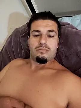 Snapshot of Badcuzwefun187 chatting on 10.14.25 Badcuzwefun187 online show from 10.14.25