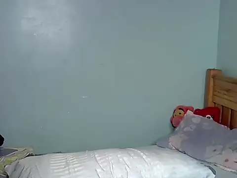 Snapshot of Enkarxx chatting on 02.22.25 Enkarxx online show from 02.22.25