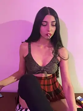 Snapshot of Felicia_smok3 chatting on 01.29.25 Felicia smok3 online show from 01.29.25