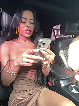 Snapshot of HOT_LADY_777 chatting on 02.16.25 HOT LADY 777 online show from 02.16.25